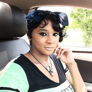 Meet your Posher, Celeste